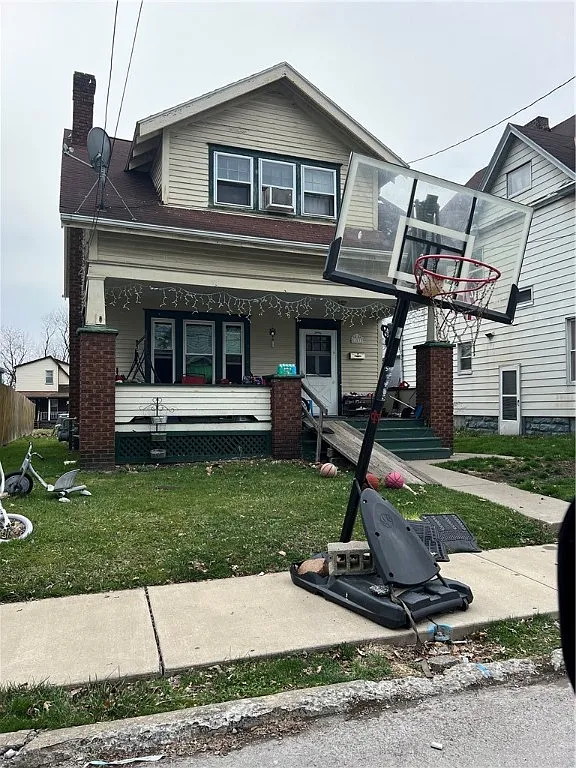 113 Richlieu Ave photo 1