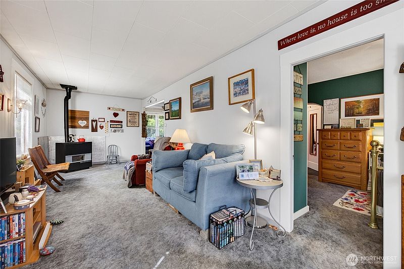 4th image of 10115 56th Street SE