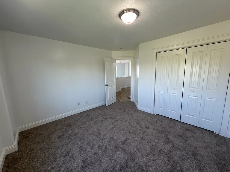 1490 N 471 W #101 — Photo 11