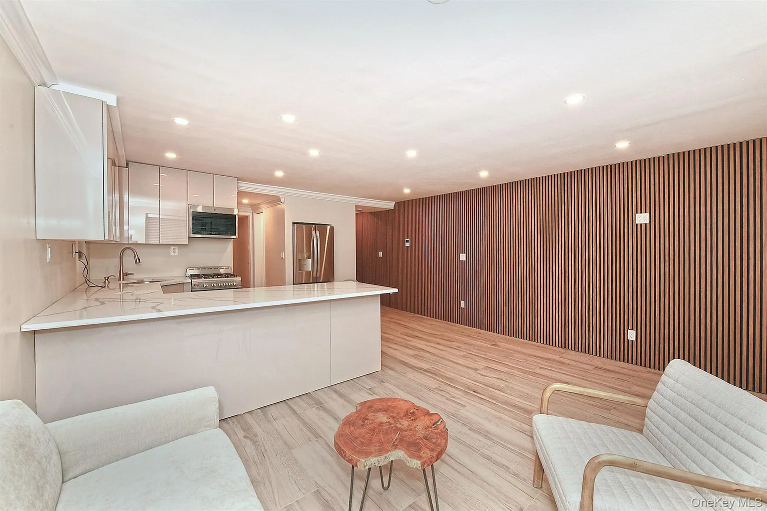 80 Lincoln Ave APT A6 photo 1