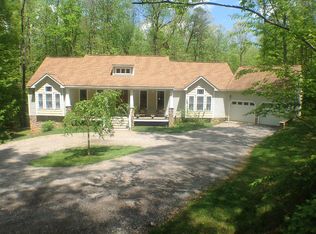 3668 Whitehall Rd, Sandy Hook, VA 23153