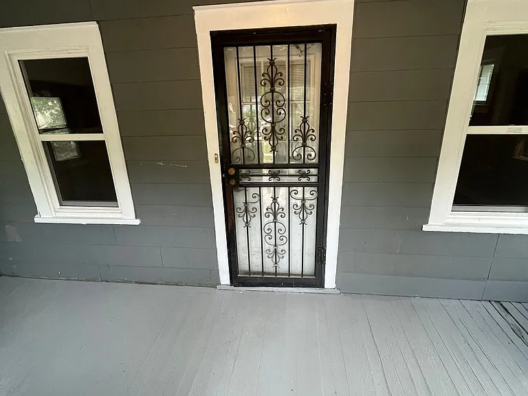 4327 Flora Ave — Photo 8