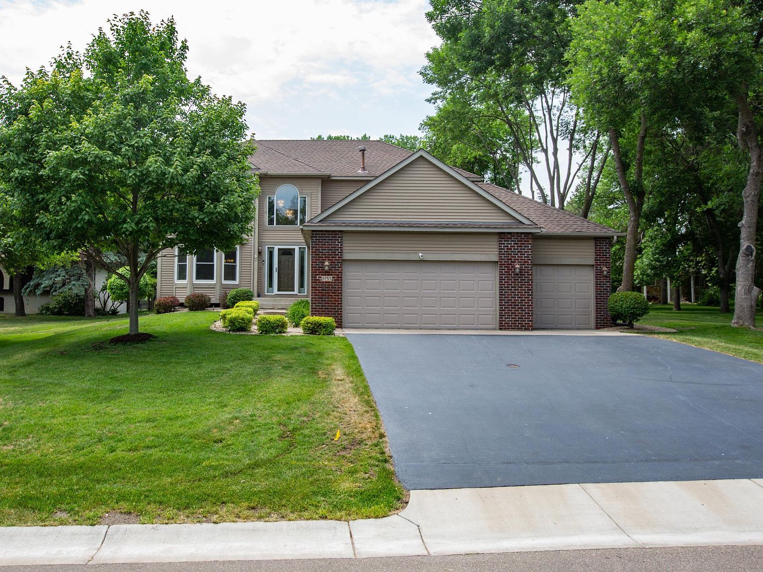 8755 Peony Ln N, Maple Grove, MN 55311 MLS 6381399 Zillow