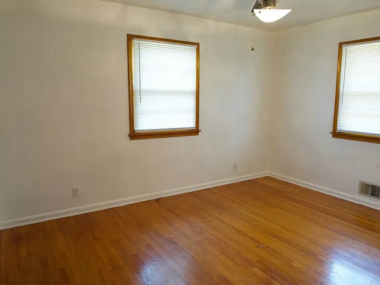 1520 N 64th St — Photo 14