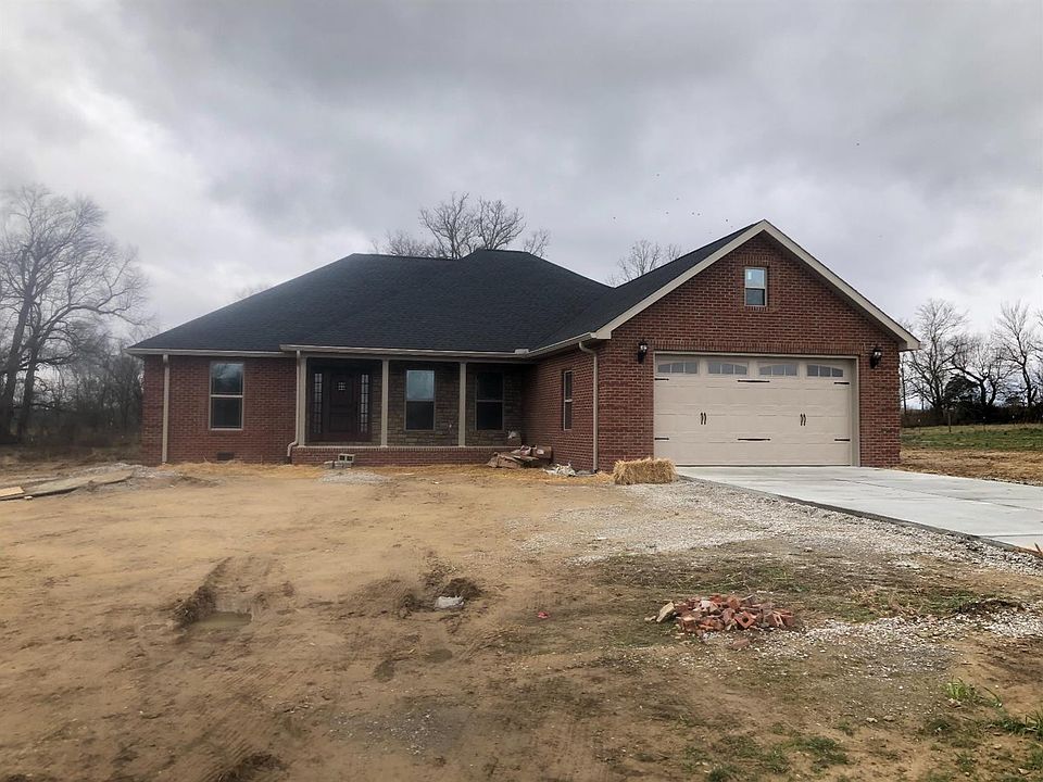 1st image of 111 River Oaks Cir