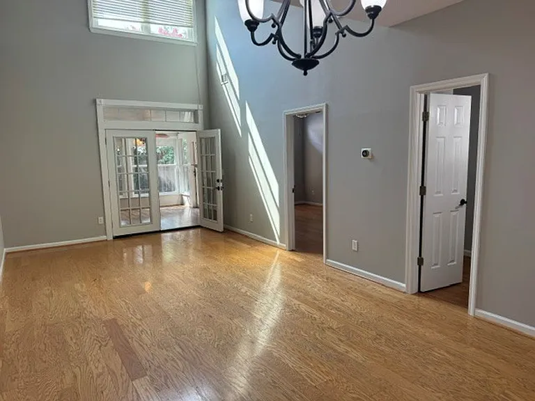 126 Marshland Ln — Photo 10
