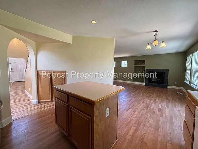 1477 Ridge Point Dr — Photo 13