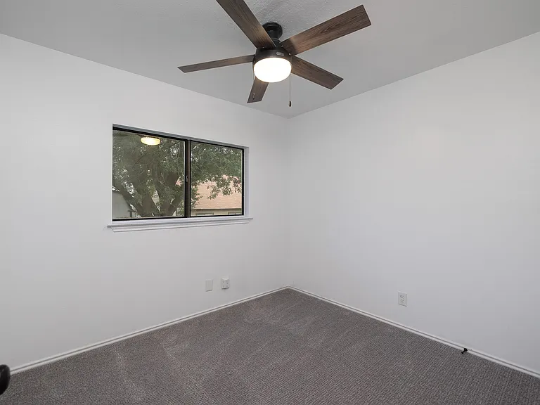Cavern Park Dr — Photo 18