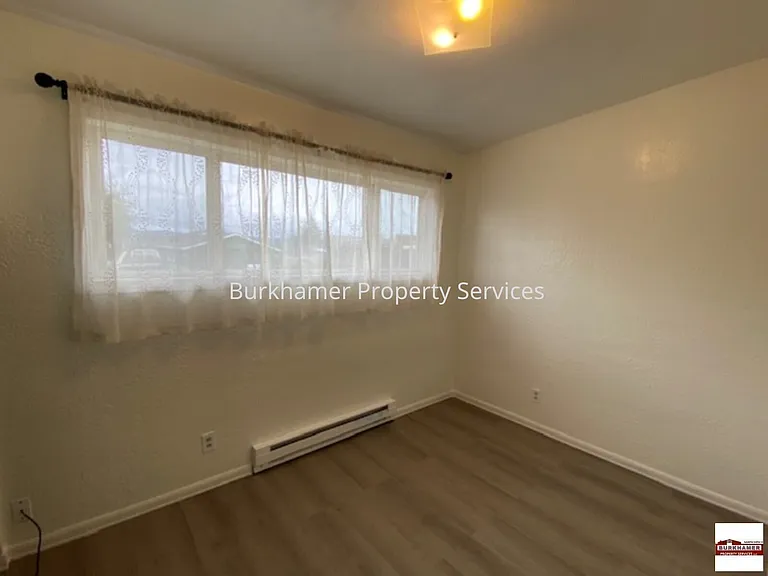 1315 W Young St — Photo 18