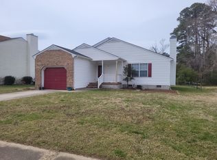 6 Reservoir Ln, Hampton, VA 23666