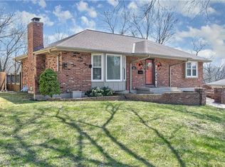 6913 Englewood Ave, Raytown, MO 64133