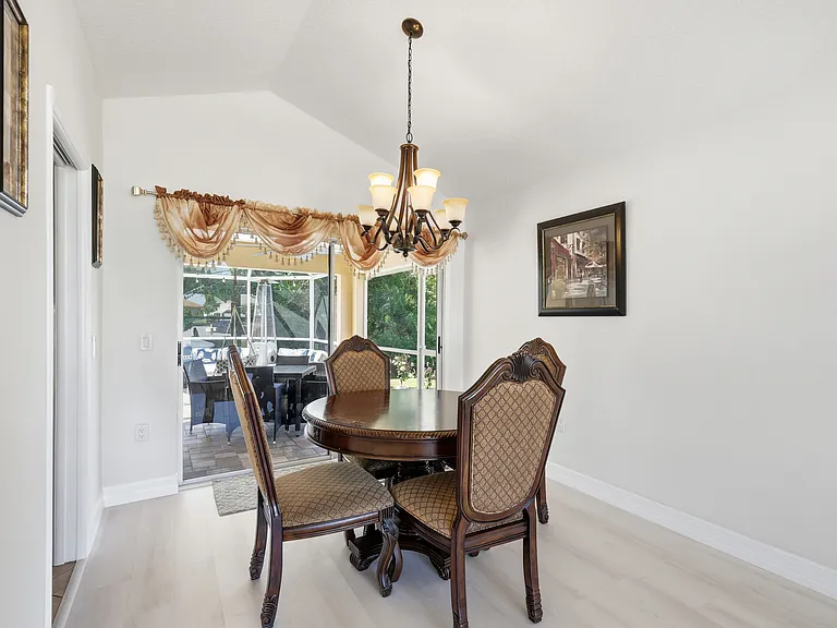 7212 41st Ct E — Photo 8