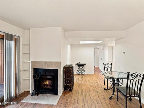 4th image of 7320 Huntsmen Cir #18