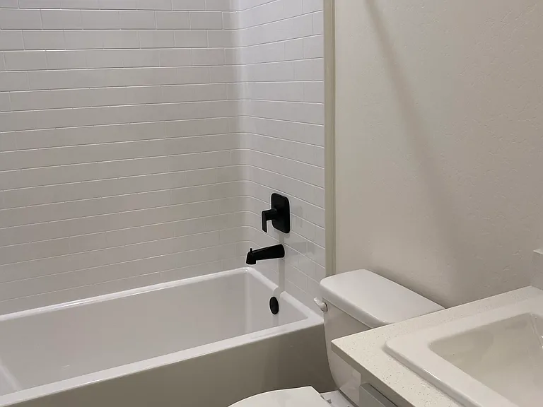 7023 Jewel Cave Ct — Photo 4