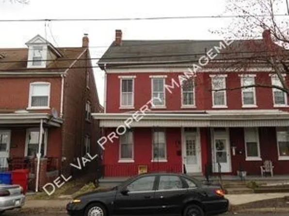 310 N Charlotte St, Pottstown, PA 19464