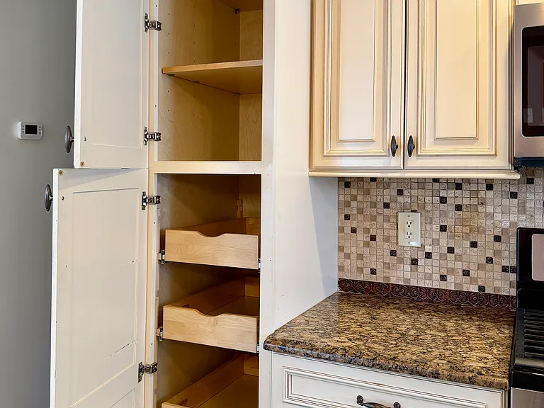 51 W 3rd St #1 — Photo 7