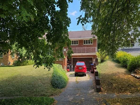 710 Collegewood St, Ypsilanti, MI 48197