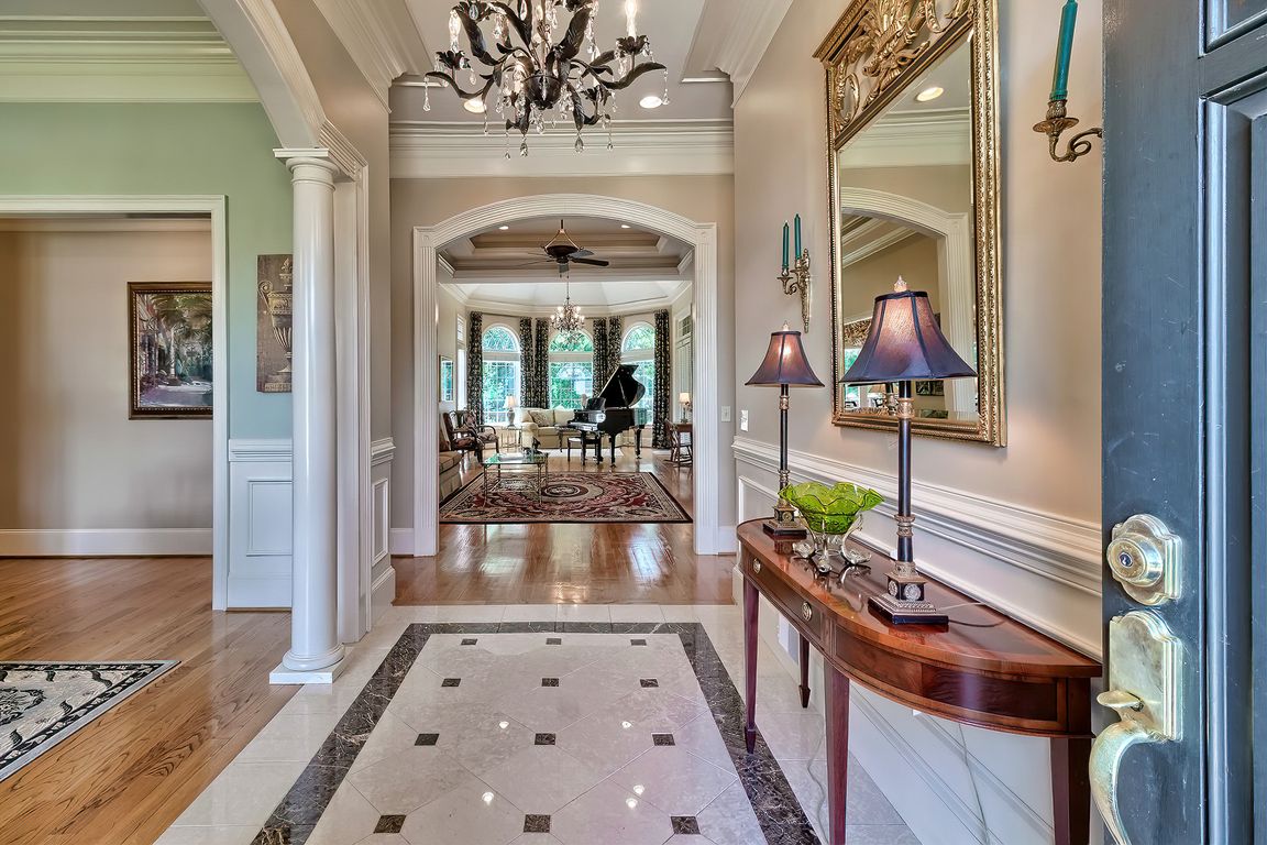 next background image