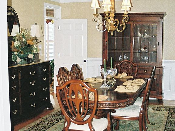 Formal dining room