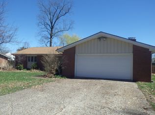 6510 Robinhood Dr, Anderson, IN 46013