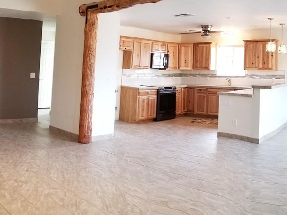 4th image of 3820 Sloop Dr