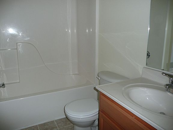 Jack & Jill bathroom