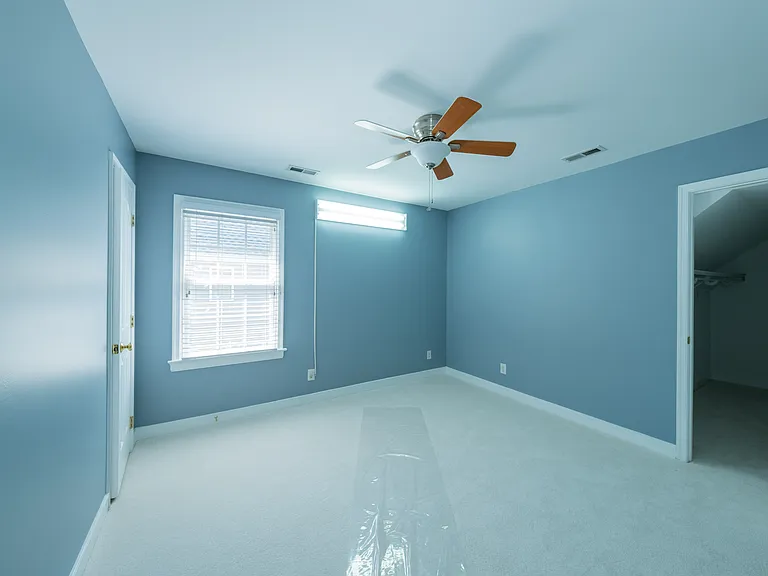 9721 Pemberton Crossing Dr — Photo 39