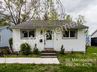 5630 Park St, Mentor On The Lake, OH 44060