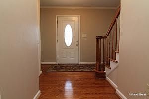 5th image of 664 Joan Cir