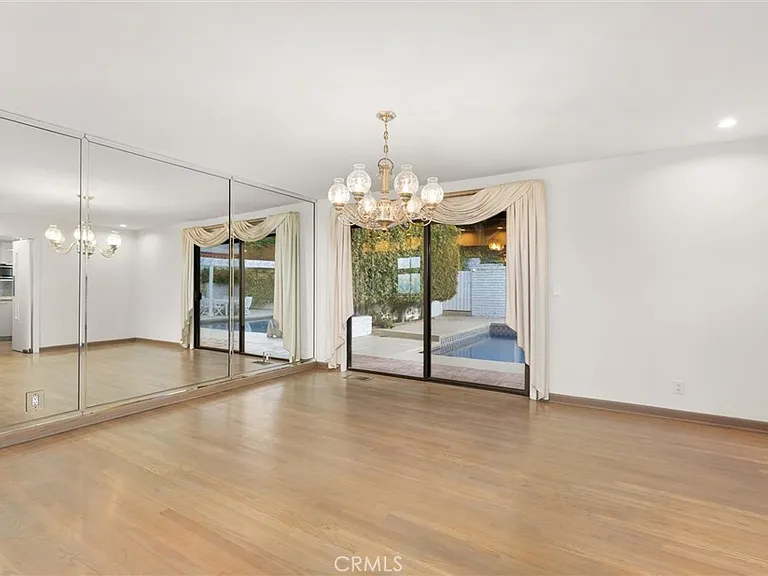 953 Via Del Monte — Photo 15