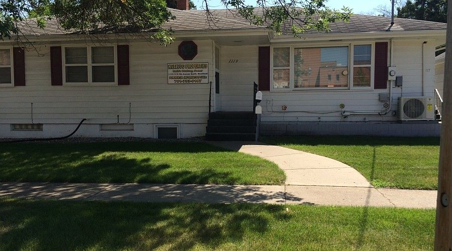 1st image of 1119 9th Ave S