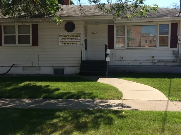 1119 9th Ave S, Moorhead, MN 56560