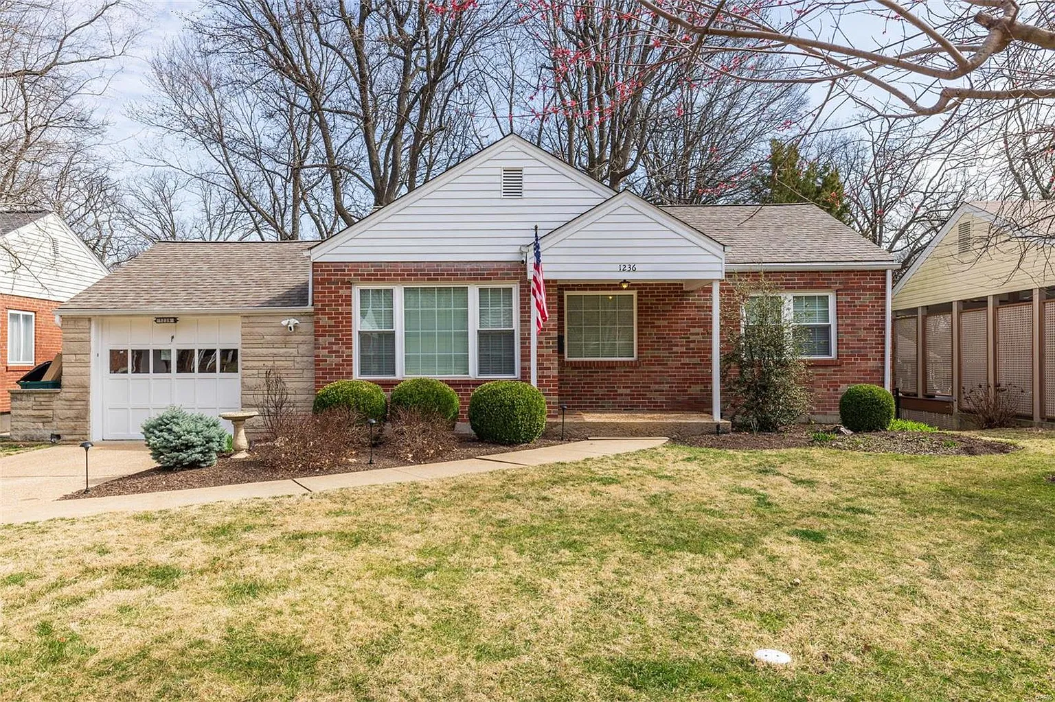 1236 Selma Ave photo 1