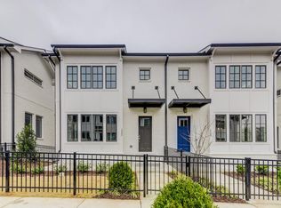 1960 Summit Trce NW, Atlanta, GA 30318