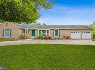 232 Main St, Mount Holly, NJ 08060