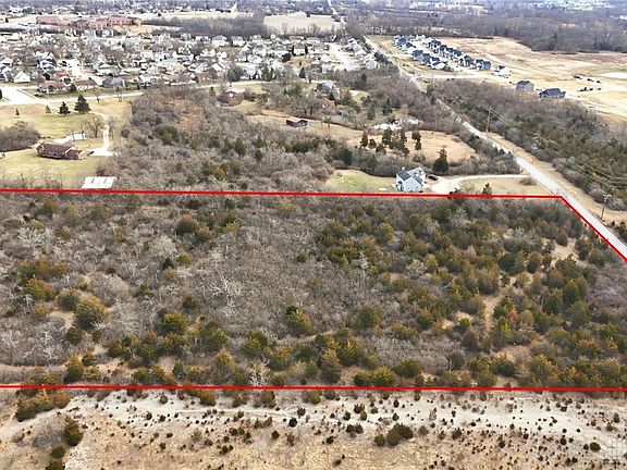 4th image of 5819 Benner Rd