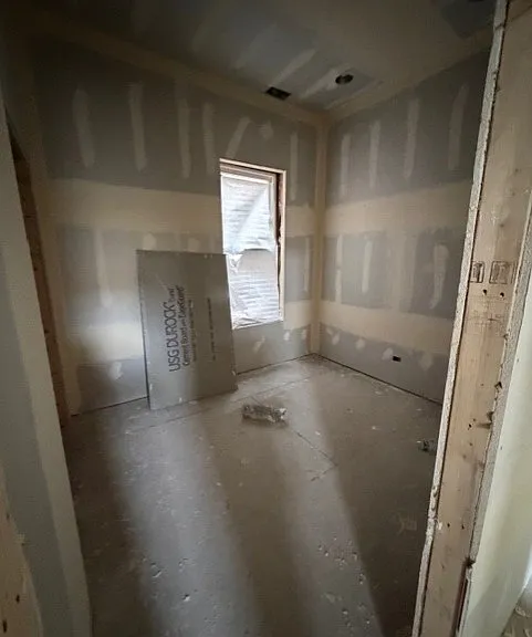 3356 W Douglas Blvd #3 — Photo 1