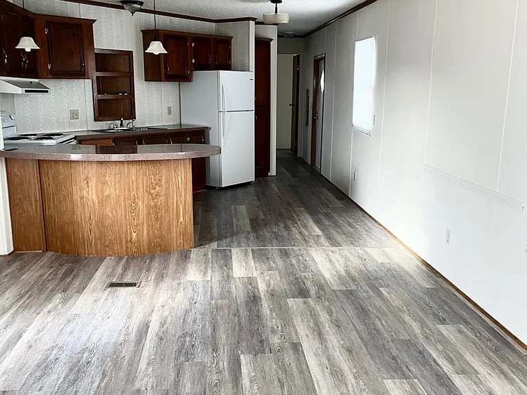 104 Lynn Dr #39 — Photo 2
