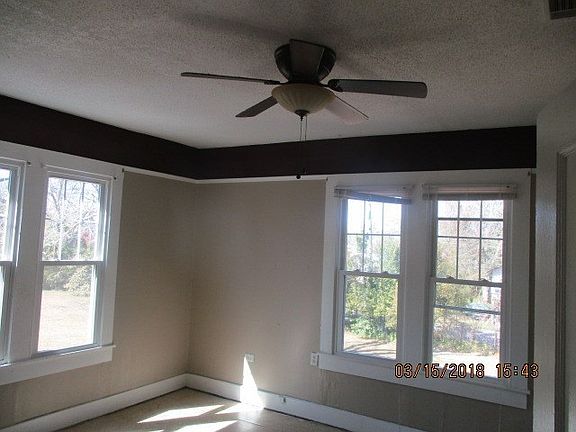 2nd image of 114 N Church St