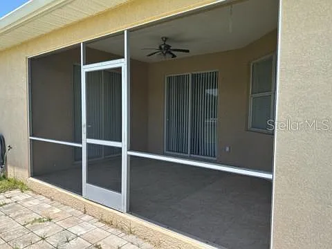 3 bed, 2.0 bath, 1994 sqft, $1,900 — Photo 2