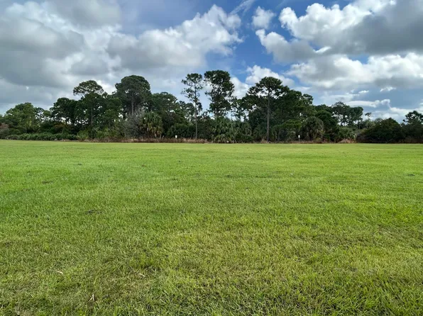 252 SE Via Sangro, Port St Lucie, FL 34952