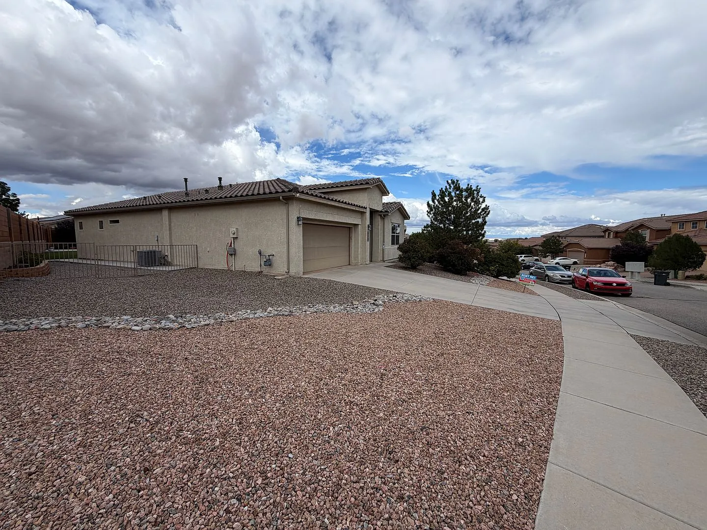 3 Bedroom Single Story Home Available Near Hwy 528 & Hwy 550 in Rio Rancho! — Photo 2
