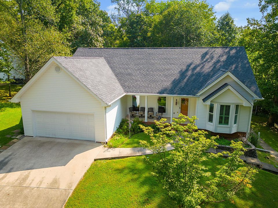 1st image of 2424 Horseshoe Dr