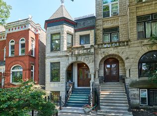 1049 N Hoyne Ave, Chicago, IL 60622