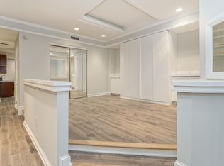735 Sansom St #3, Philadelphia, PA 19106