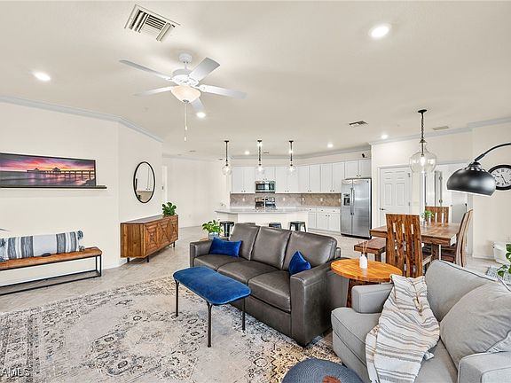 5th image of 11780 Grand Belvedere Way Unit 203