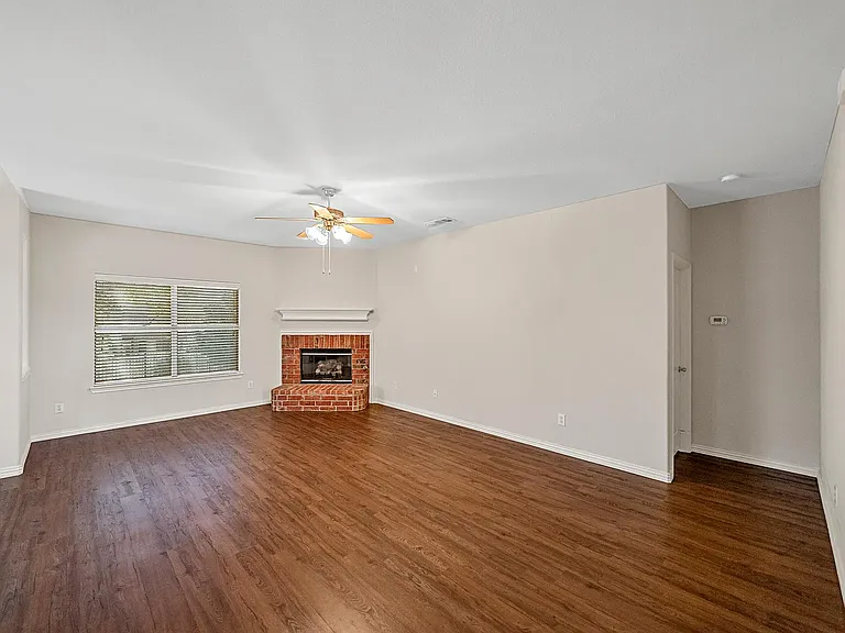 2861 Laurel Oak Dr — Photo 5