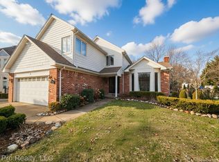 14925 Plymouth Xing, Plymouth, MI 48170