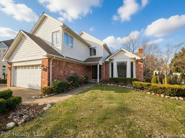 14925 Plymouth Xing, Plymouth, MI 48170