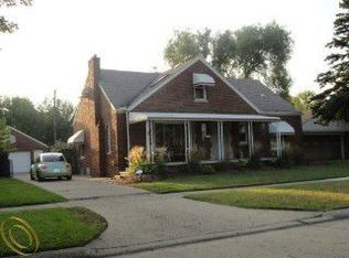 20837 Cyman Ave, Warren, MI 48091